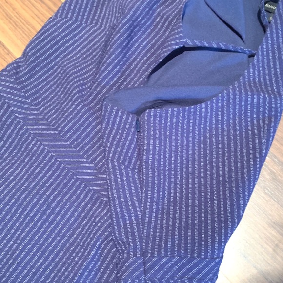 3/$30 - Banana Republic Striped Tank Top Size 14 - Picture 11 of 11